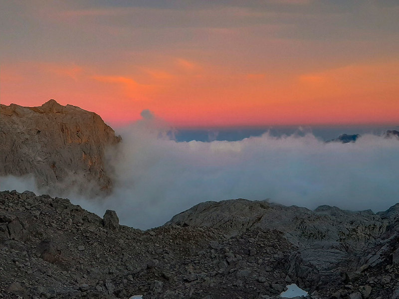 Ruta Circular Picos de Europa Caliza Guías