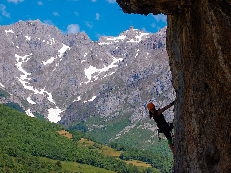 Vía Ferrata Camaleño Caliza Guías