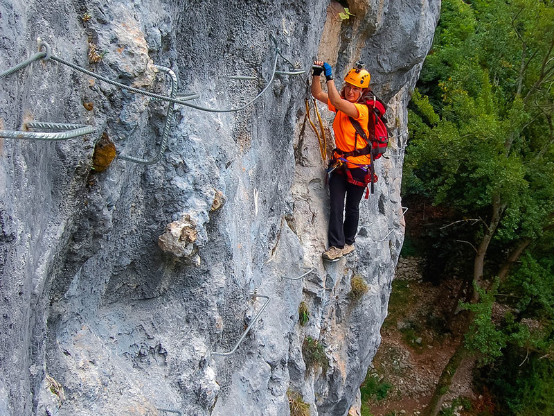 Vía Ferrata El Milar Caliza Guías